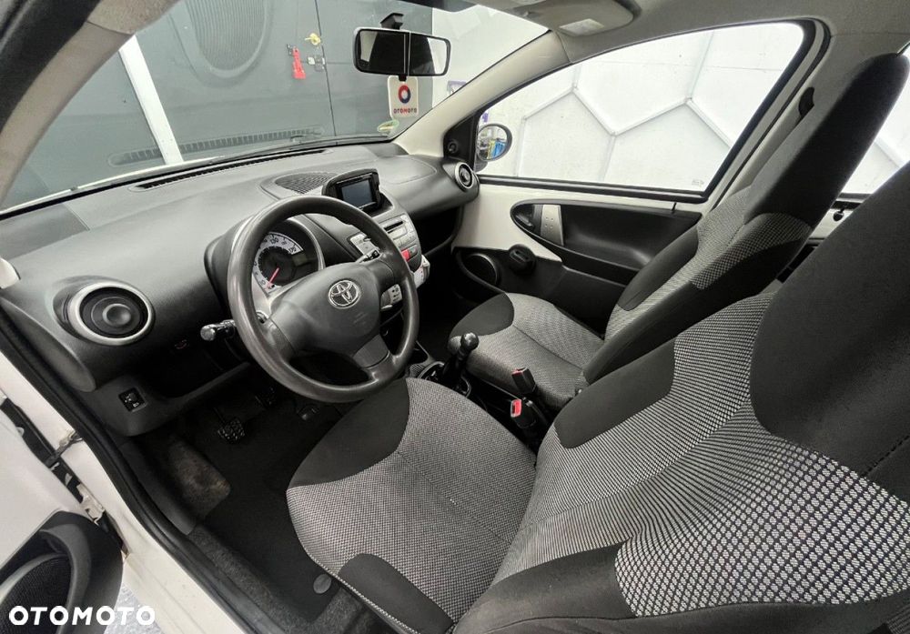 Toyota Aygo - 19