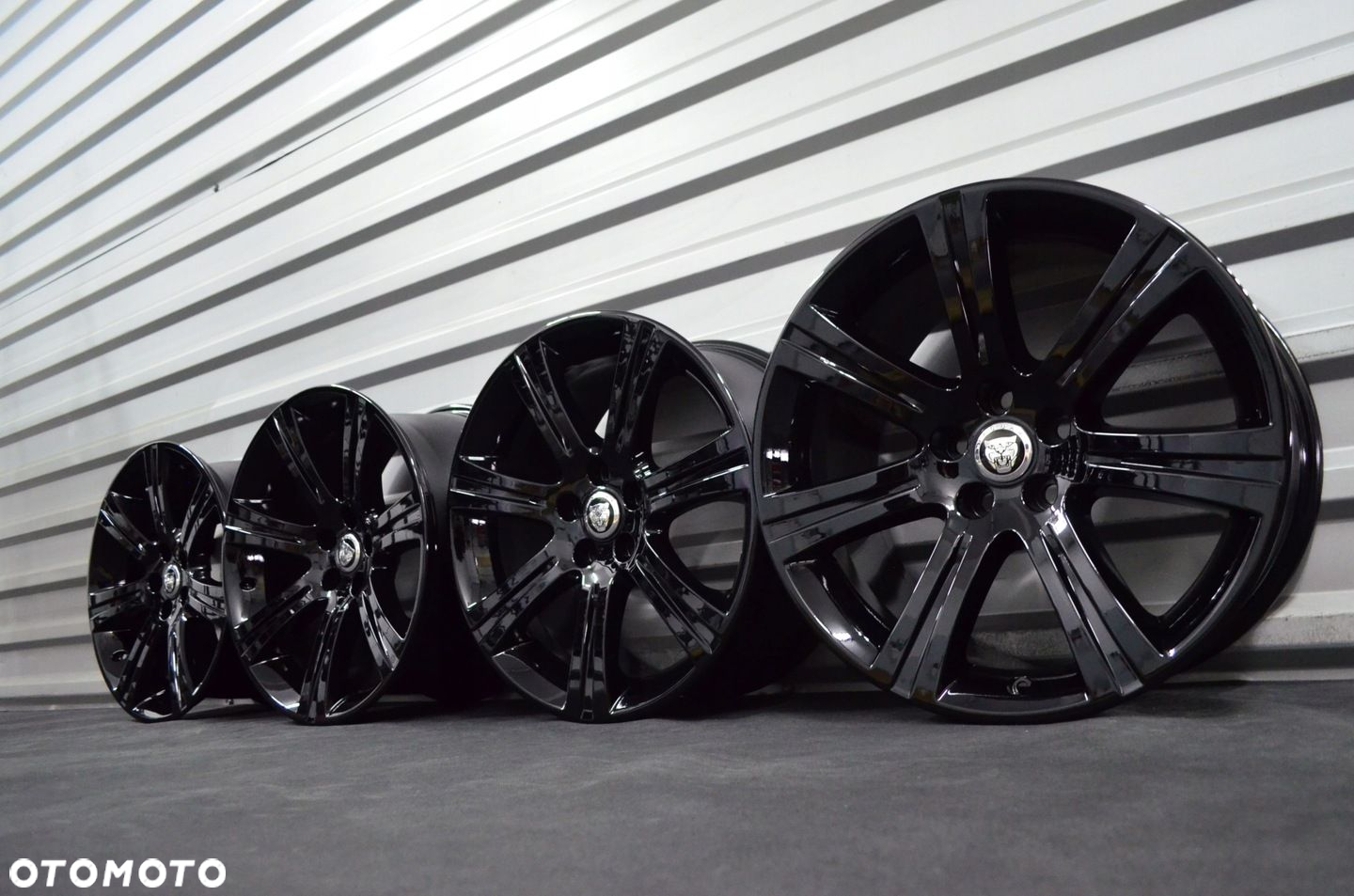 Felgi 5x108 8,5/9,5J R18 Jaguar XF X250 6W831007AB - 2
