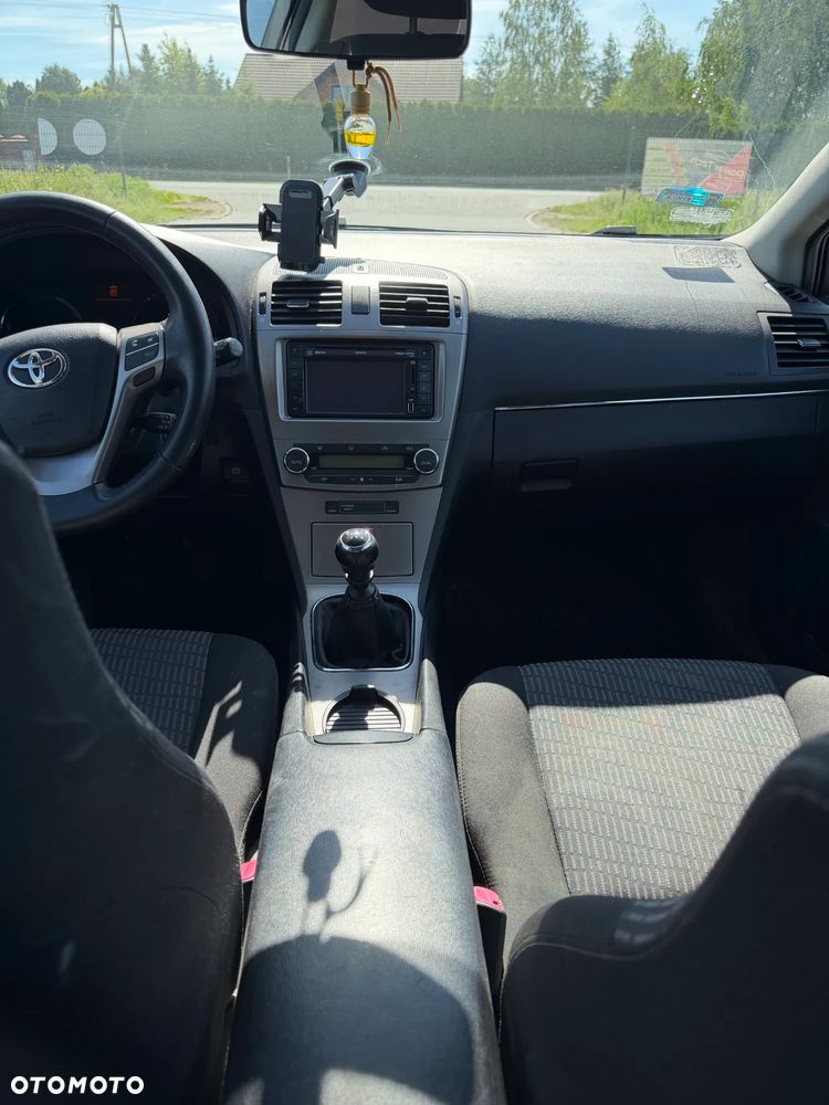 Toyota Avensis 1.8 Sol plus NAVI - 7