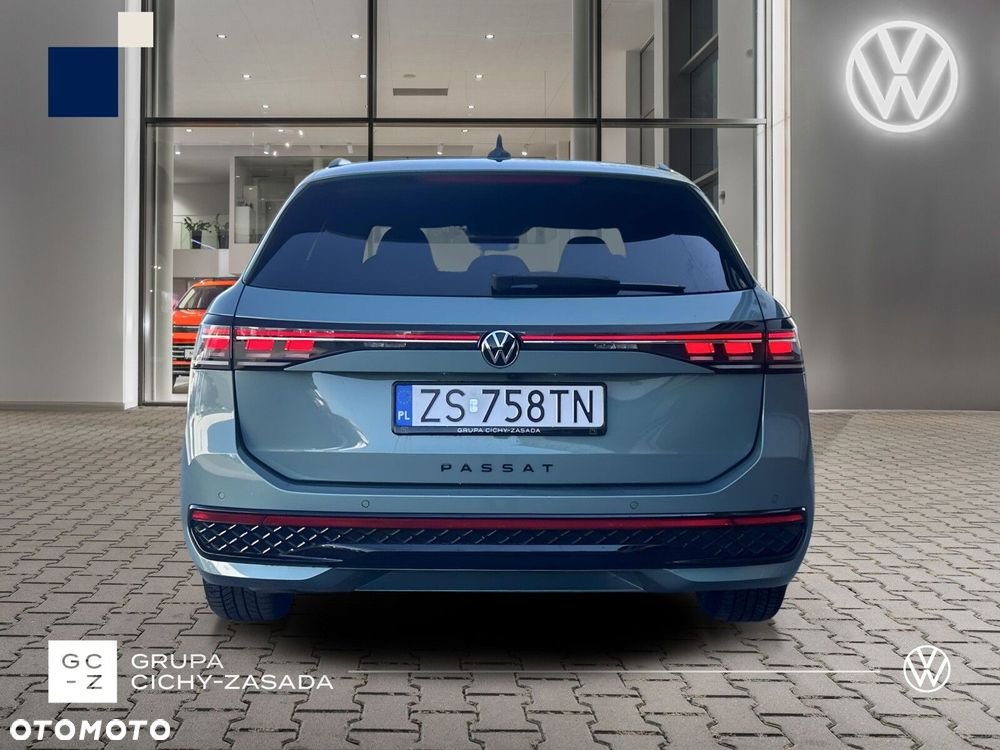 Volkswagen Passat - 5