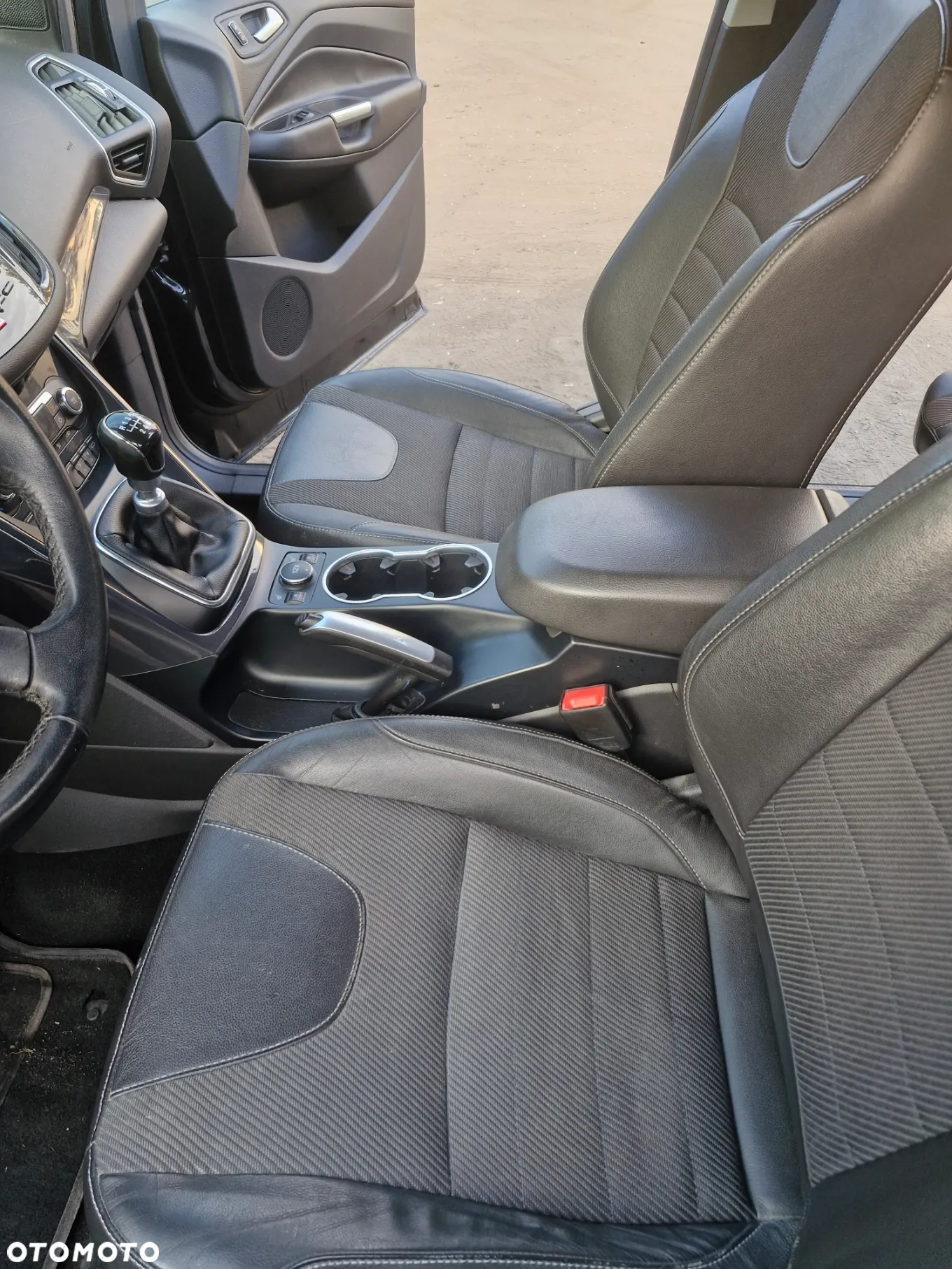 Ford Kuga 2.0 TDCi Titanium - 2
