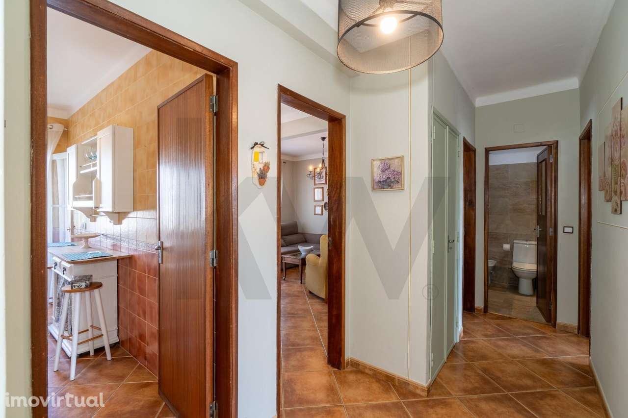 T3 transformado em T2 com maior área social | 2 varandas Vila Real San - Grande imagem: 2/27