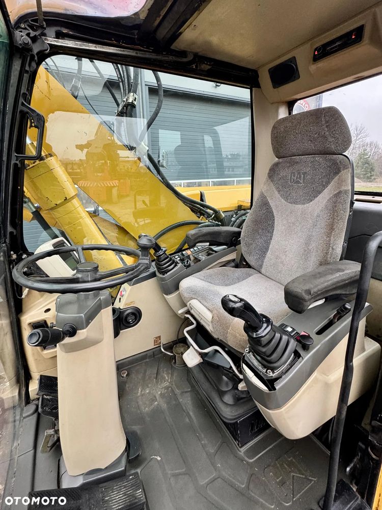 Caterpillar M316C - 11