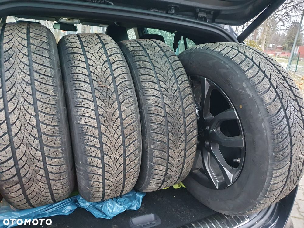 Kia Sportage 1.6 T-GDI AWD GT LINE - 12