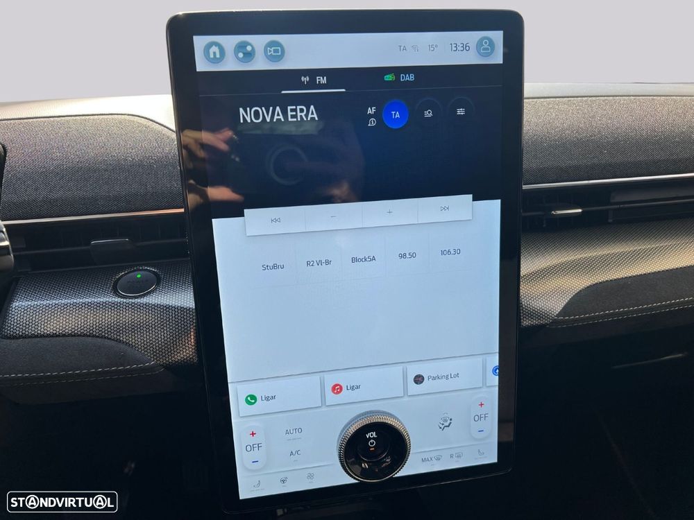 Ford Mustang Mach-E GT AWD - 27