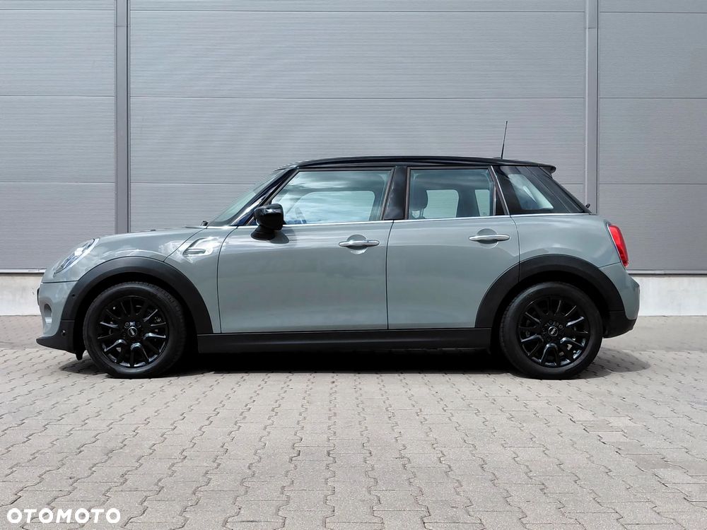 MINI Cooper Classic Trim - 20