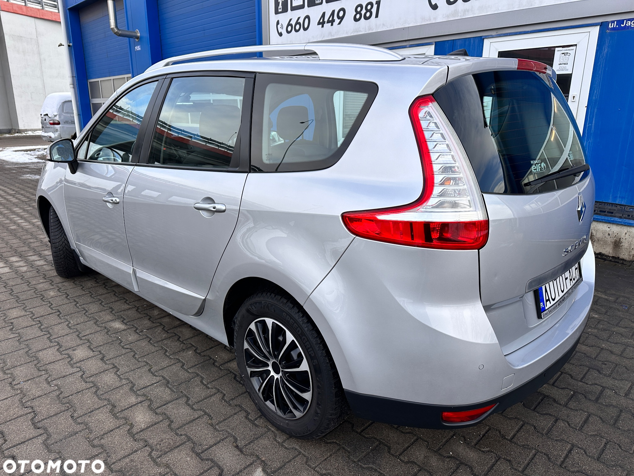 Renault Scenic - 6