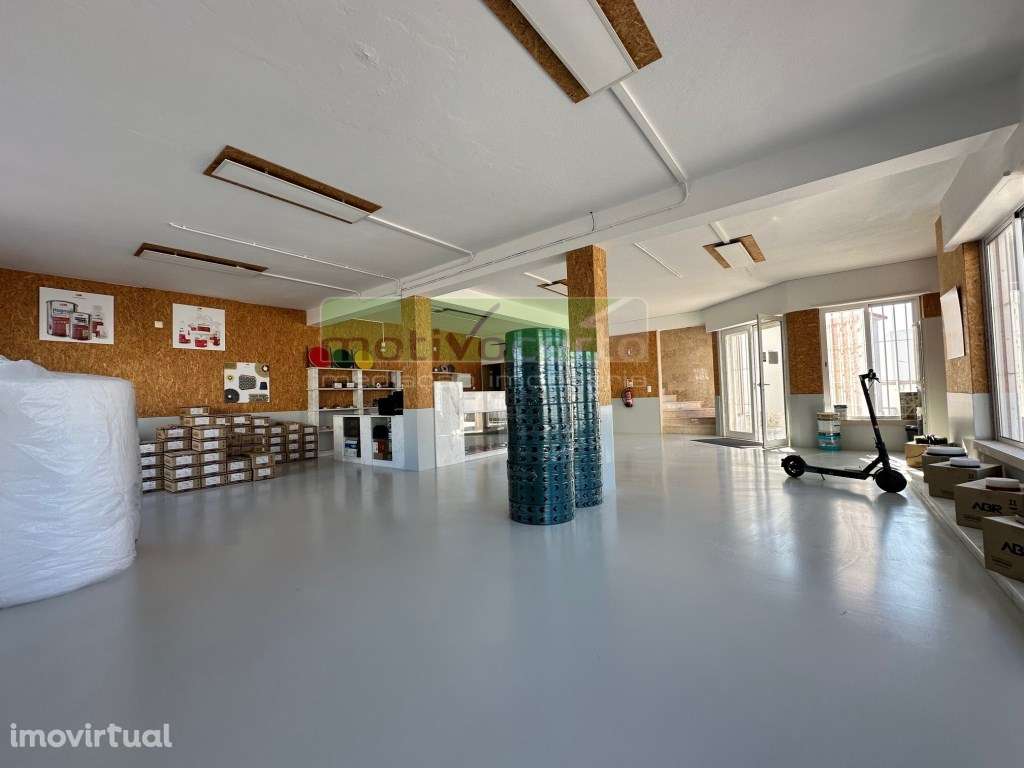 Escritório com Estacionamento Privativo em Montelavar, Sintra - Grande imagem: 5/20