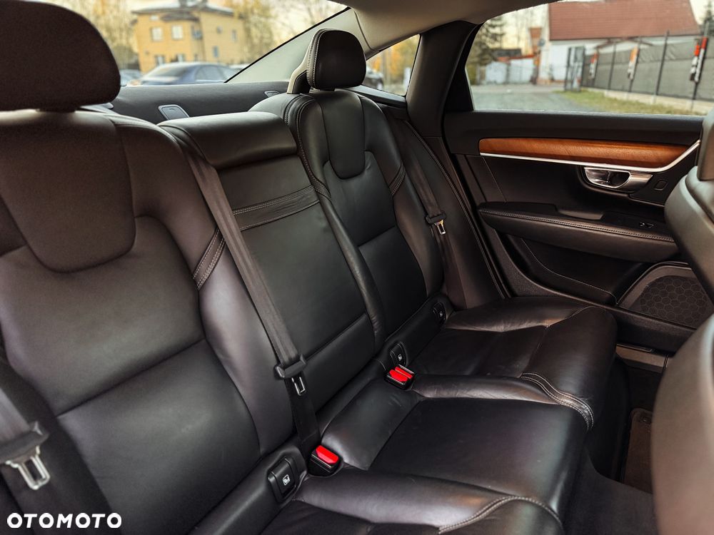 Volvo S90 D4 Inscription - 19