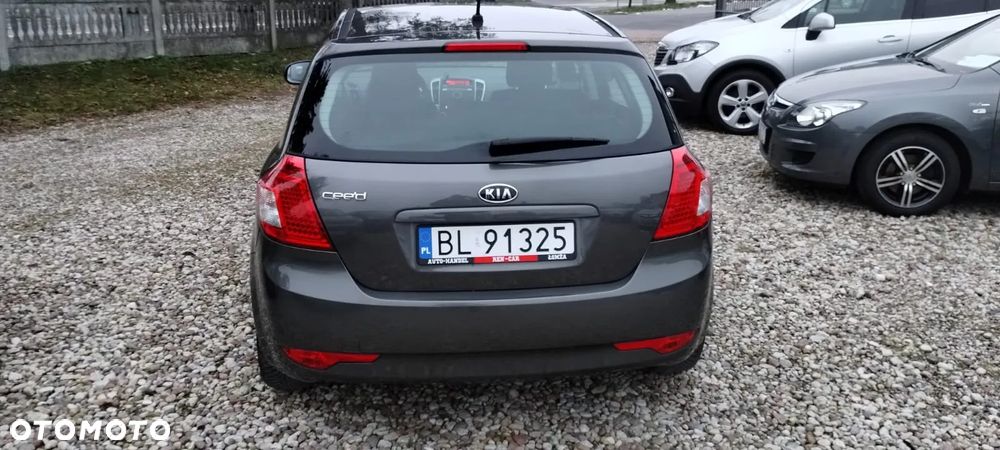 Kia Ceed 1.4 CVVT Vision - 10