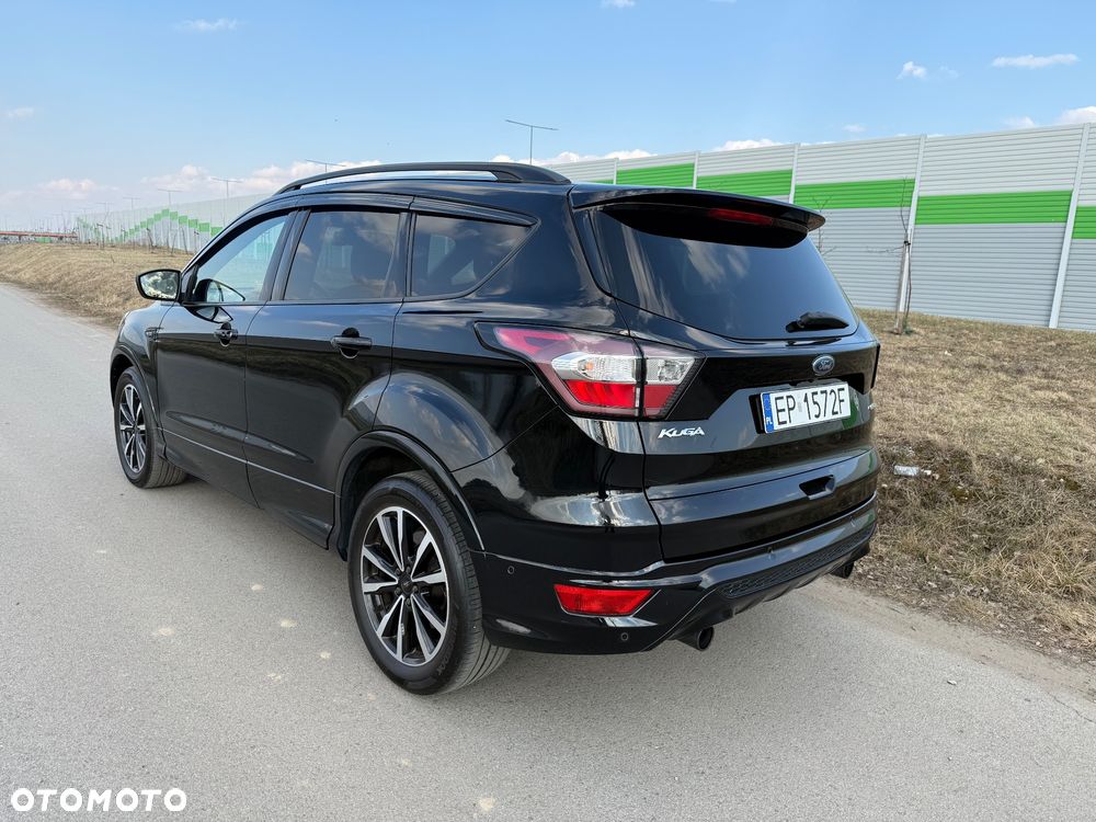 Ford Kuga 1.5 EcoBoost 2x4 ST-Line - 4