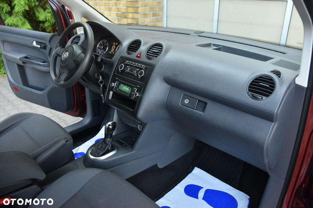 Volkswagen Caddy Maxi Highline DSG - 10
