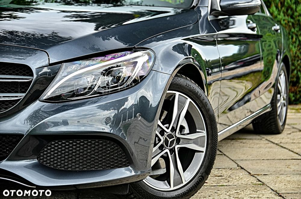 Mercedes-Benz Klasa C 180 T 7G-TRONIC Exclusive - 9