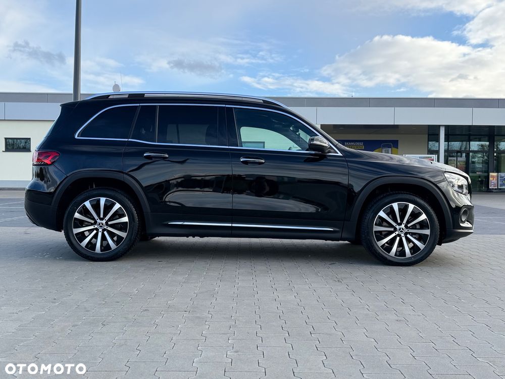 Mercedes-Benz GLB - 4