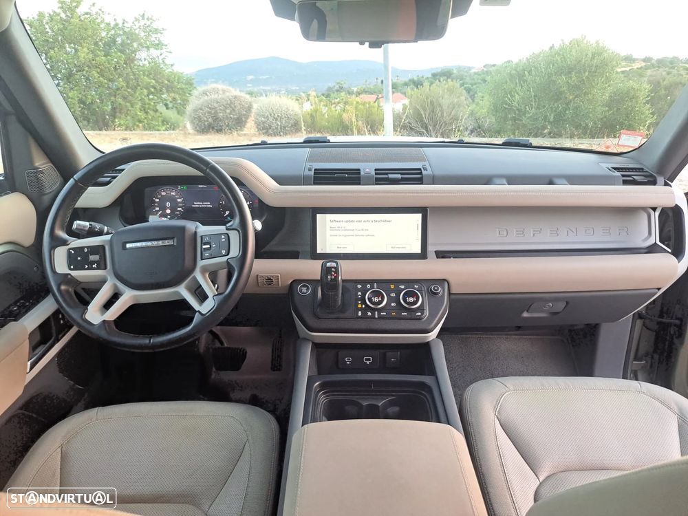Land Rover Defender 110 D240 First Edition - 6