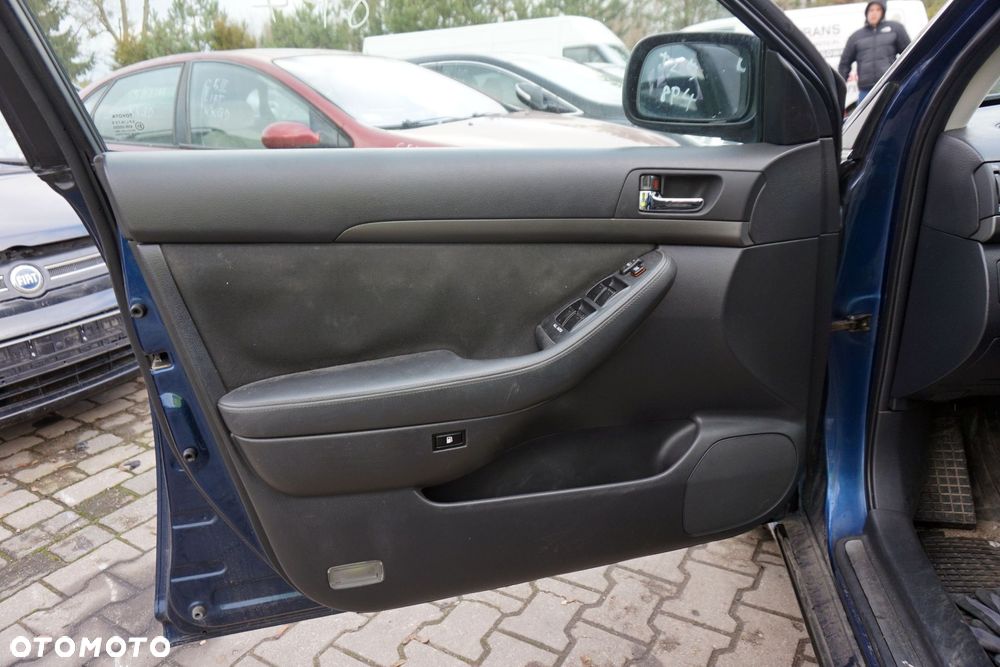 DRZWI PRZEDNIE LEWE AVENSIS II T25 KOMBI 8P4  GRANATOWY TOYOTA 2003-2006 - 9