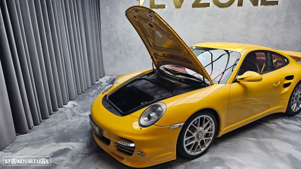 Porsche 911 (997) Turbo PDK - 28