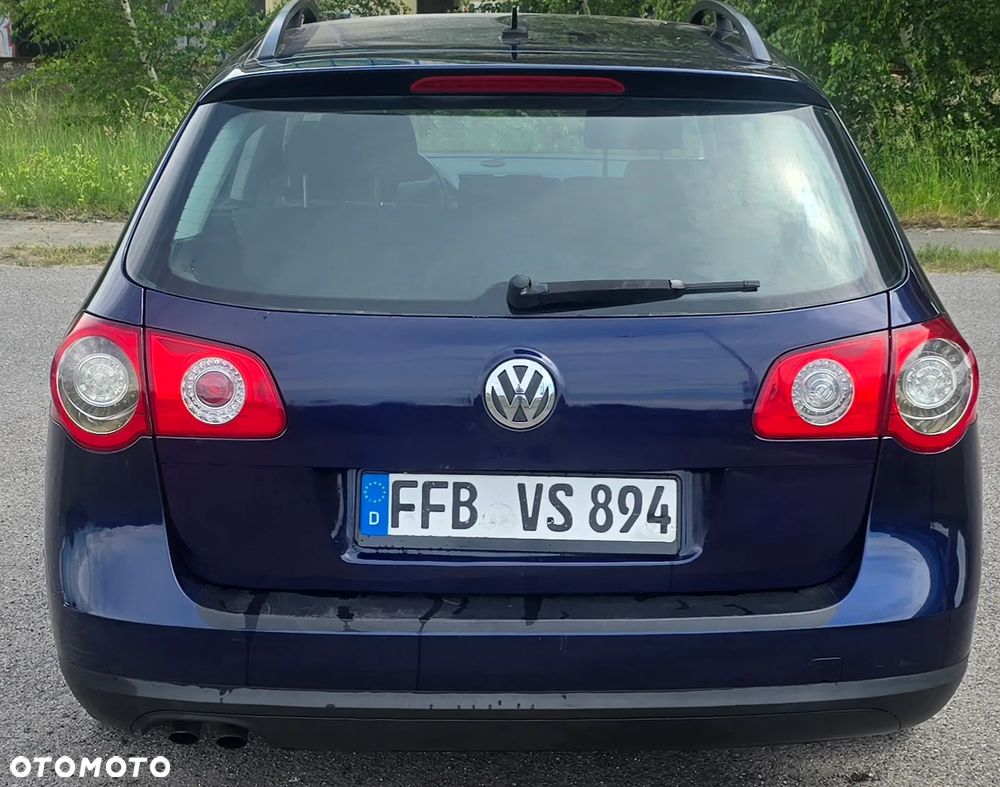 Volkswagen Passat 1.9 TDI DPF Individual - 5