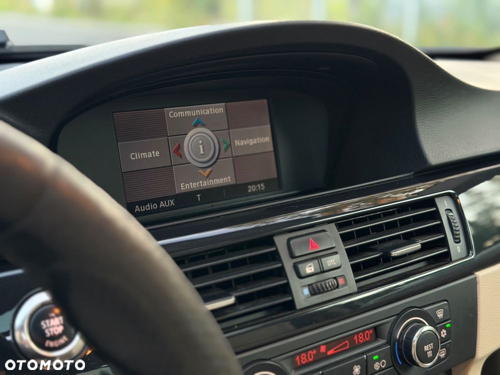 BMW Seria 3 320d - 12