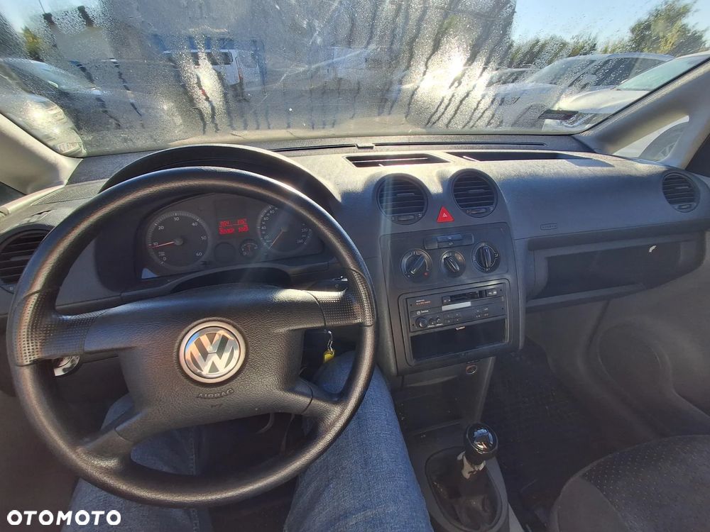 Volkswagen Caddy - 9