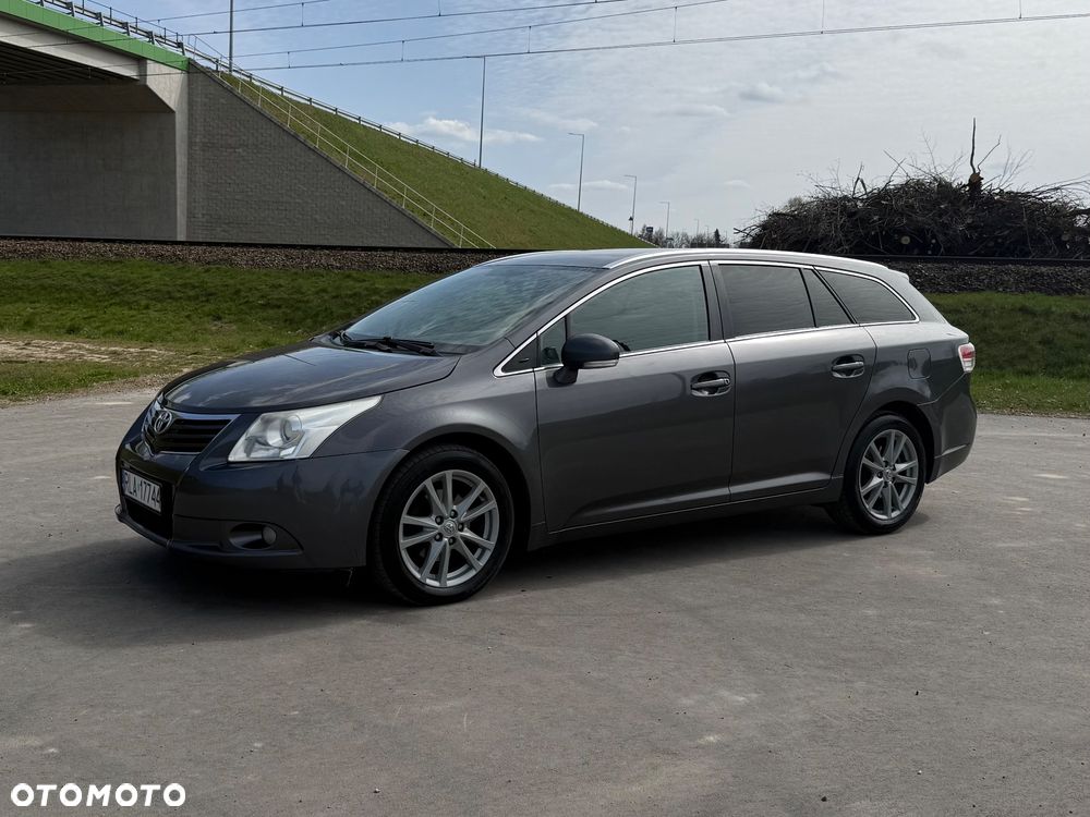 Toyota Avensis 2.0 D-4D - 2