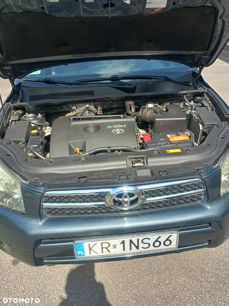 Toyota RAV4 - 13