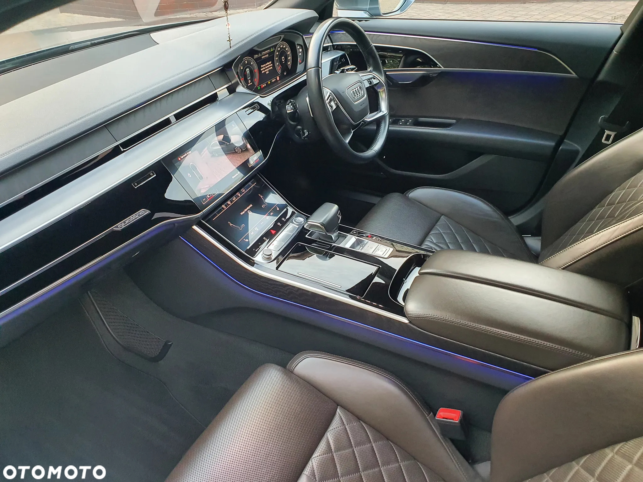 Audi A8 - 9