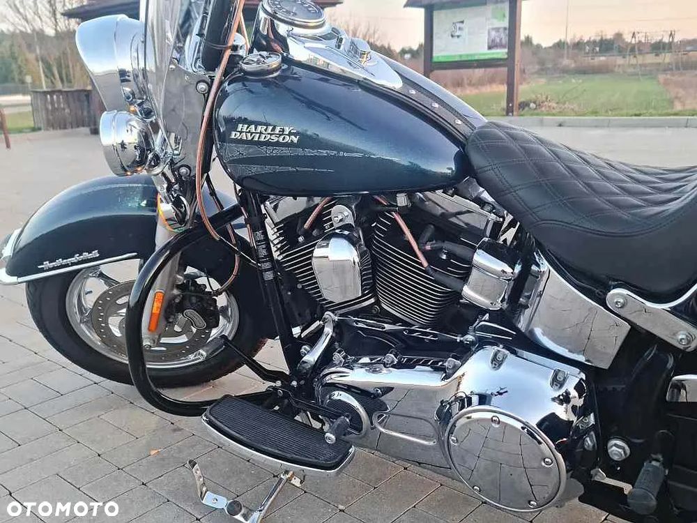 Harley-Davidson Softail Heritage Classic - 16