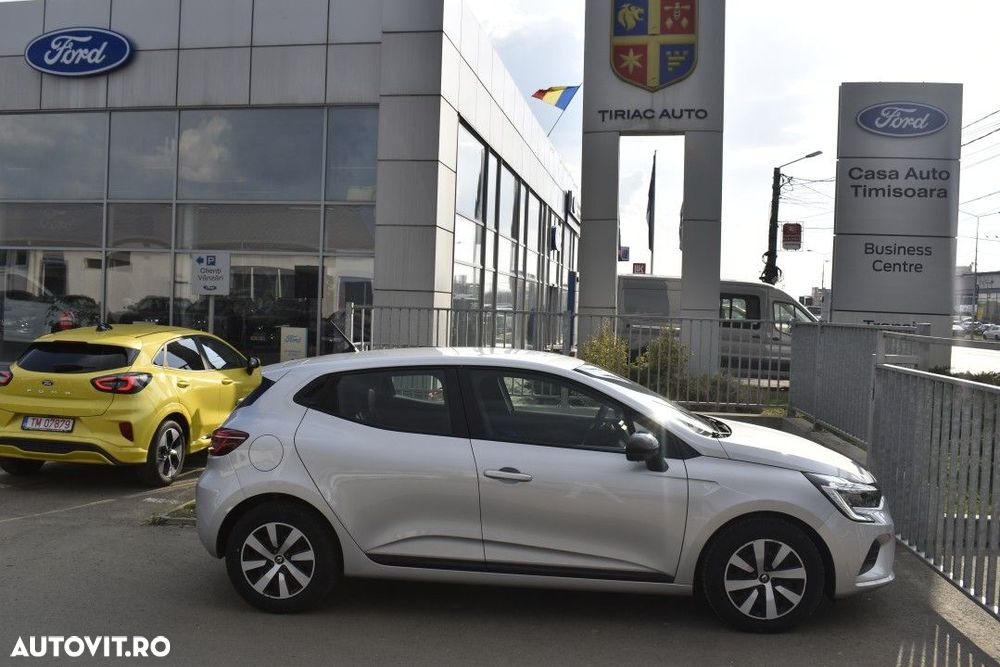 Renault Clio - 10