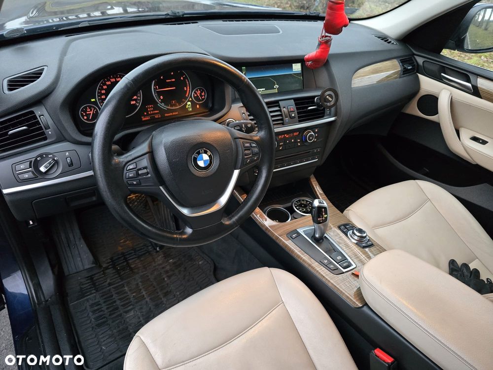BMW X3 xDrive20d - 14