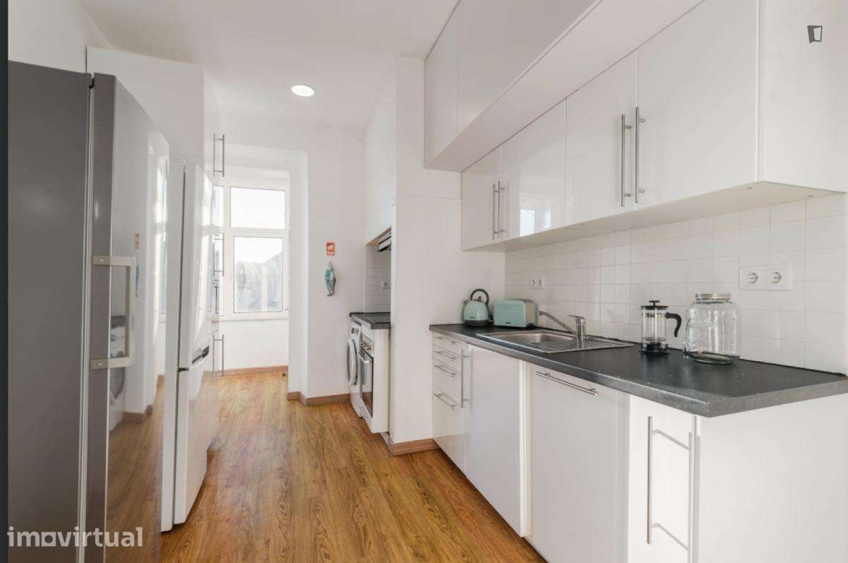 Quarto - localizado em Penha de França Lisbon - Grande imagem: 2/8