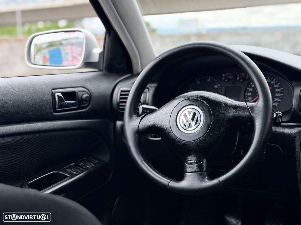 VW Passat 1.9 TDi Trendline - 15