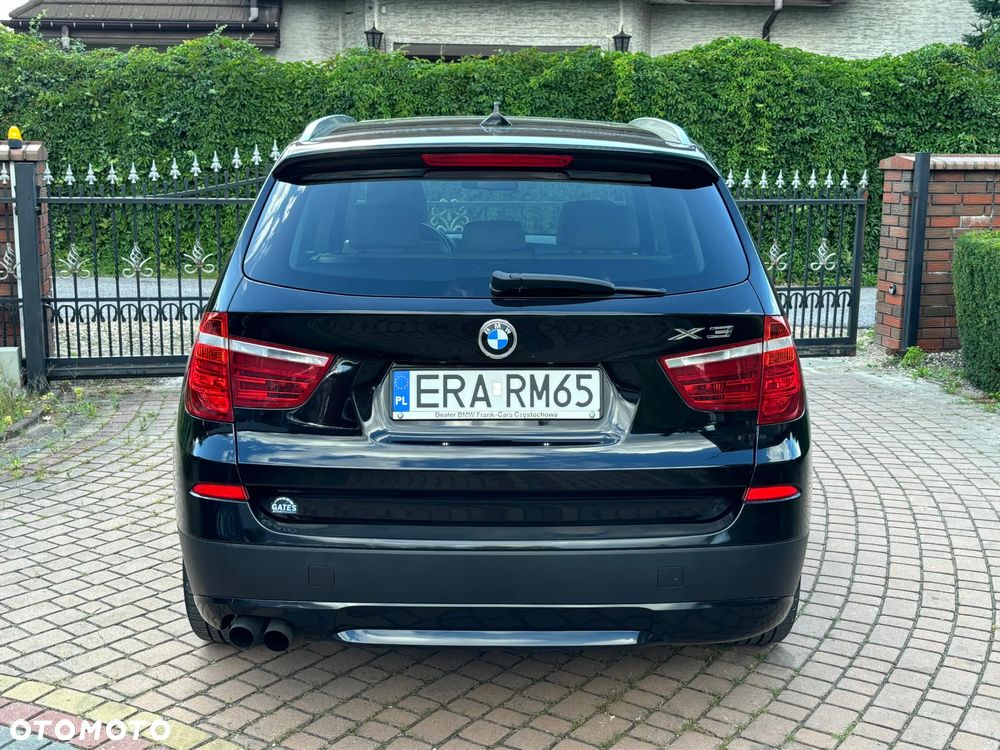 BMW X3 28i xDrive - 3