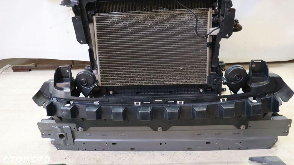 RANGE ROVER VELAR L560 2.0 D PAS PRZEDNI CHŁODNICE HK83-8C607-CF, GX73-19710-BC - 3