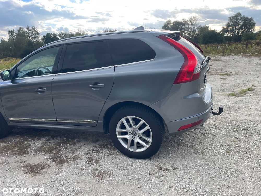 Volvo XC 60 D3 Geartronic Summum - 19