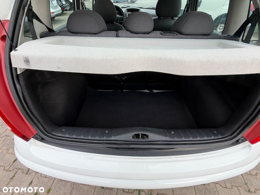 Citroën C3 1.1i First - 14