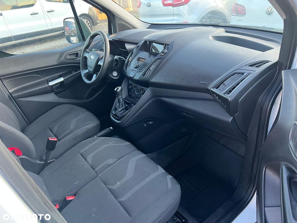 Ford Transit Connect - 17
