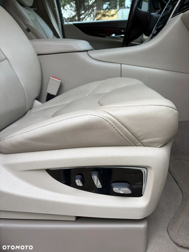 Cadillac Escalade 6.2 V8 Premium - 25