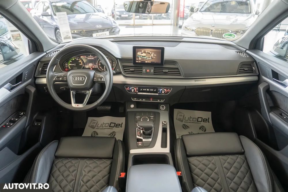 Audi Q5 55 TFSI e quattro S tronic - 7