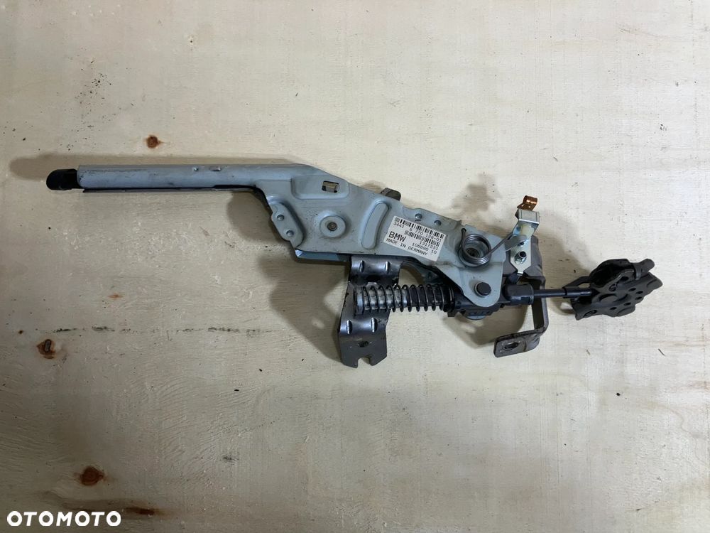 DŹWIGNIA HAMULCA RĘCZNEGO RCZNY BMW E60 E61 MECHANIZM 6770128 - 1