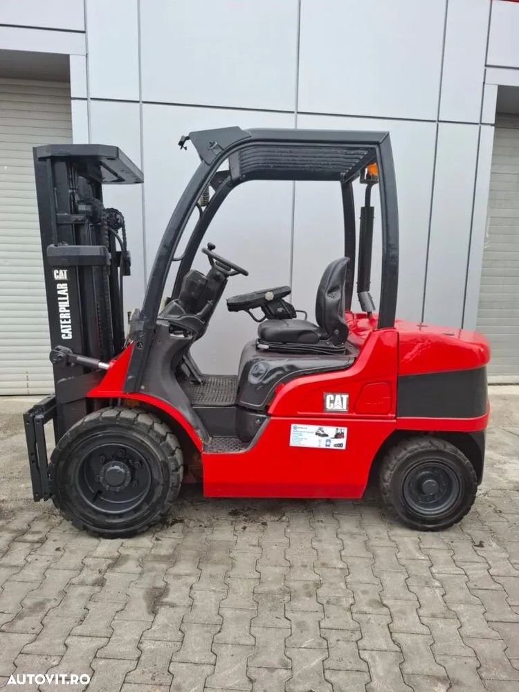 Caterpillar DP30N, CATARG TRIPLEX - 13