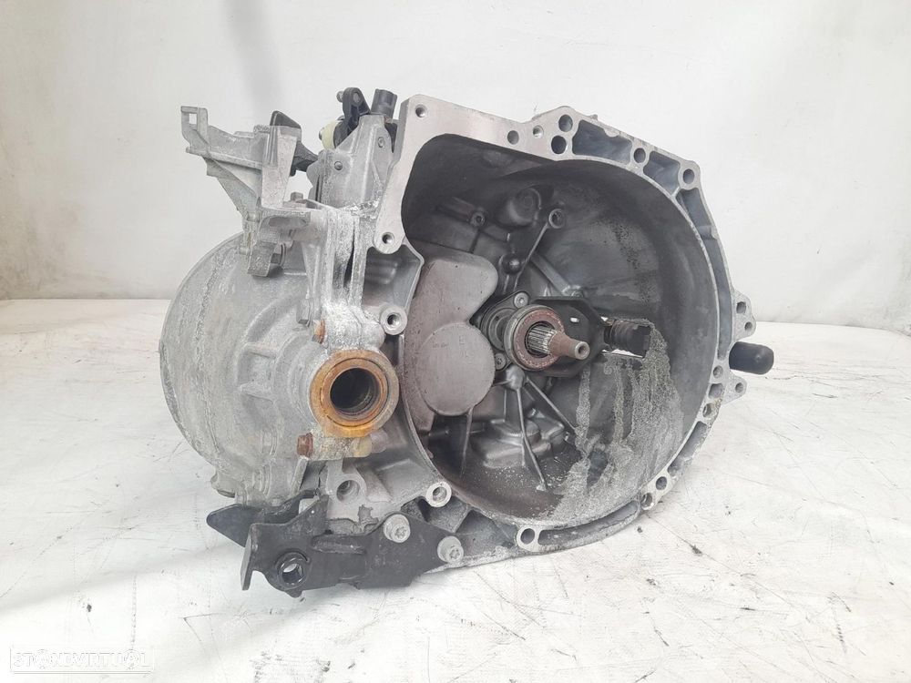 Caixa de velocidades manual PEUGEOT 3008 II (M_) - 2