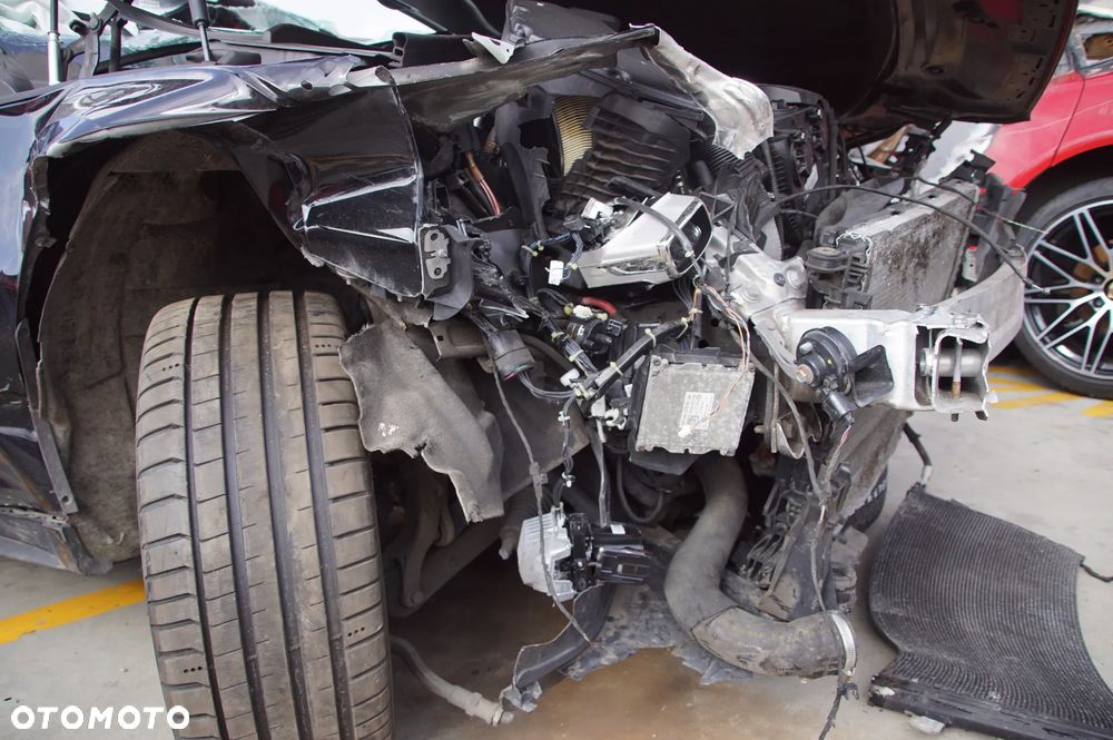 Auto na części - Audi A5 8T Sportback Quattro Lift 2.0 TFSI 252 KM CYRB SJM LY9B 2017R Silnik Skrzynia Klapa Zderzak Drzwi Szyba Lampa Deska Kokpit Sterownik Moduł Kierownica Panel - 17