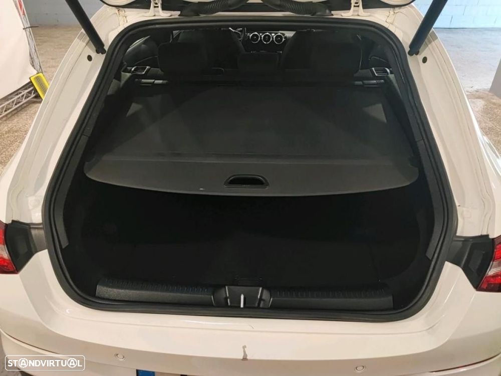 Mercedes-Benz CLA 180 d Shooting Brake Style Aut. - 3