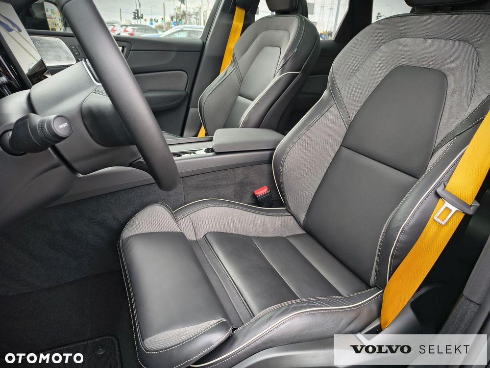Volvo XC 60 - 25