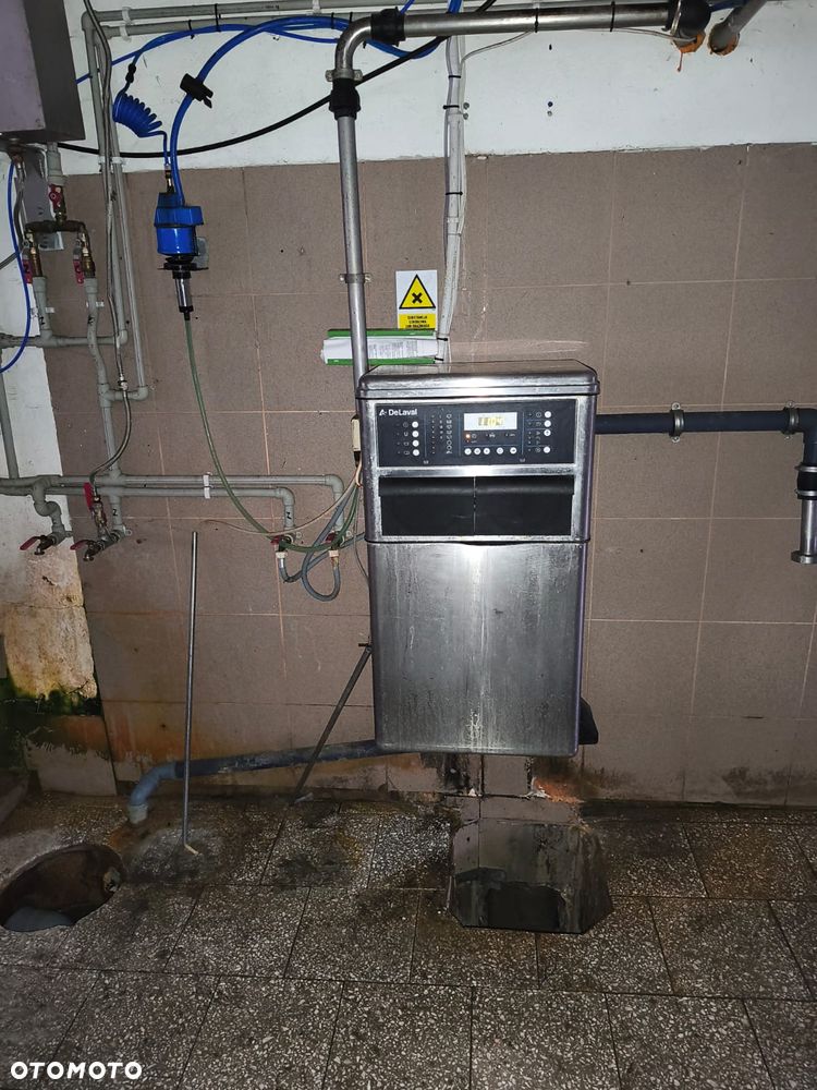 Inny Zdemontowana hala udojowa - 11