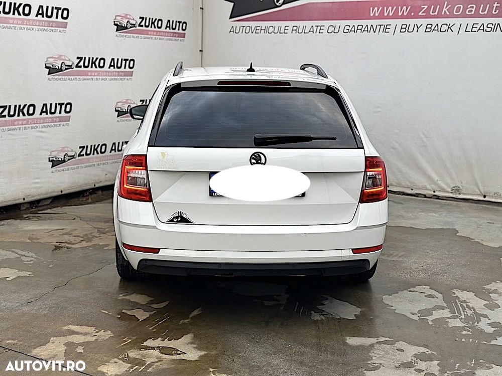 Skoda Octavia 2.0 TDI (Green tec) DSG Style - 5