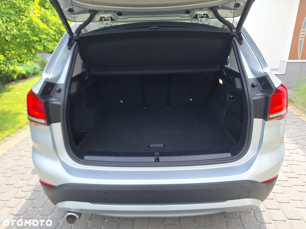 BMW X1 sDrive16d Advantage - 13
