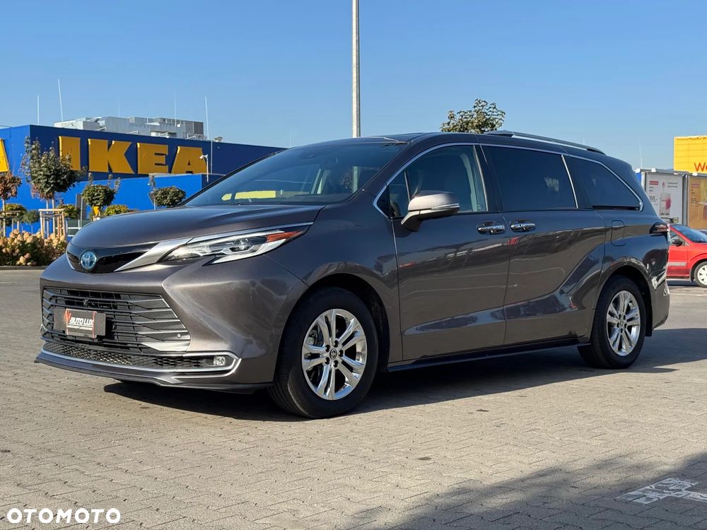 Toyota Sienna - 30