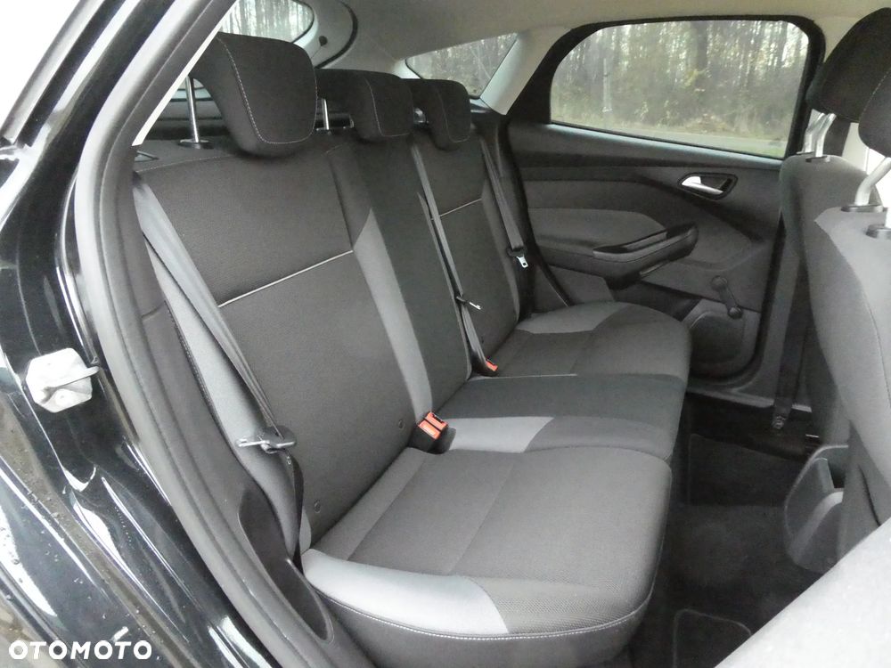 Ford Focus 1.6 EcoBoost Start-Stopp-System Trend - 23